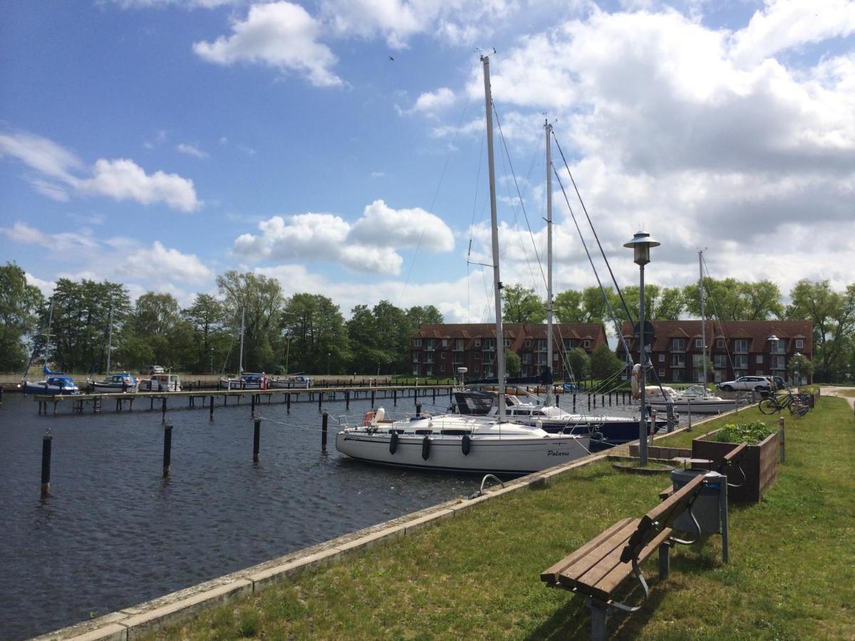 Ueckermünde Blick Auf Yachthafen An Der Ostsee מראה חיצוני תמונה